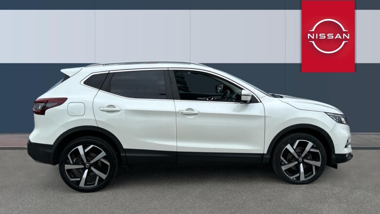 Nissan Qashqai 1.3 DiG-T Tekna 5dr Petrol Hatchback